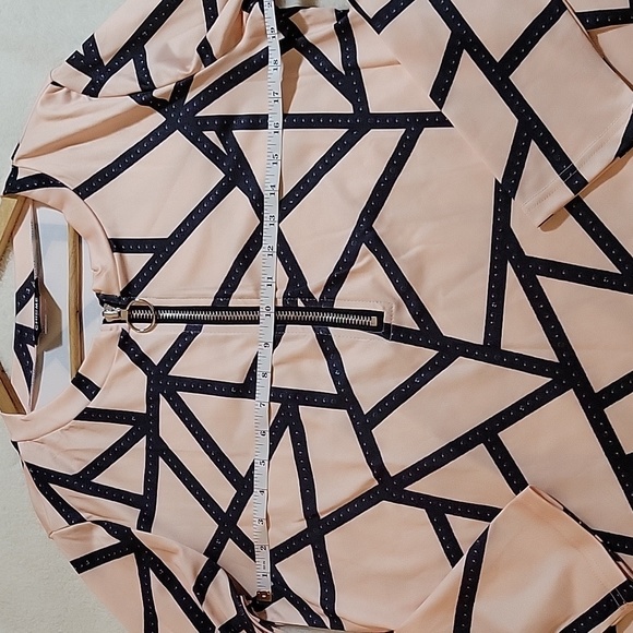 STYLISH LONGSLEEVE TOP LARGE - Picture 10 of 11